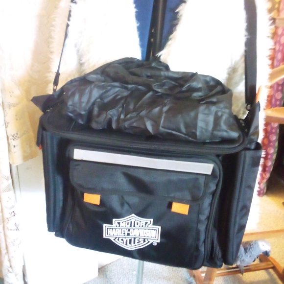 Picnic insulated basket Harley Davidson with service for two new no tags - Picture 9 of 12